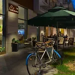 Apartament Solna 80 - centrum miasta z podziemnym garażem