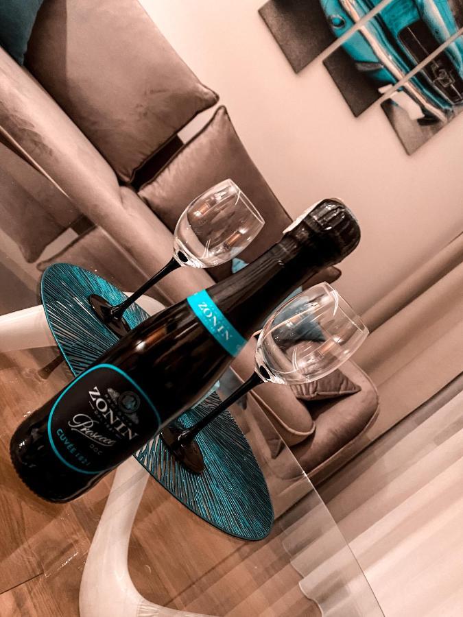 Apartament Solna 80 - Centrum Miasta Z Podziemnym Garażem *